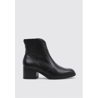 BOTIN T M