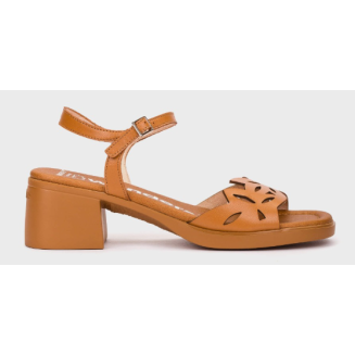 SANDALIA