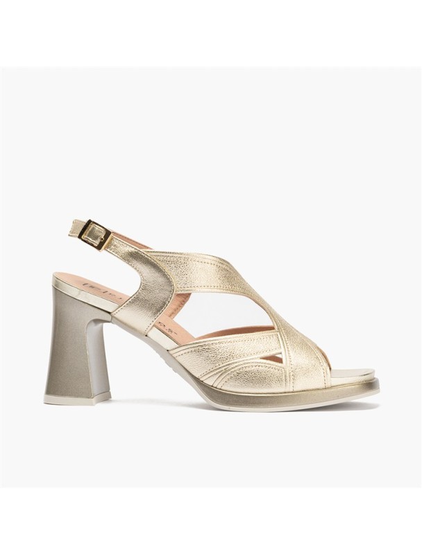 SANDALIA T