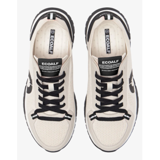 SNEAKER MAN