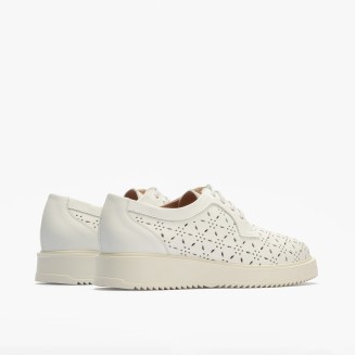 BLUCHER