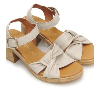 SANDALIA T