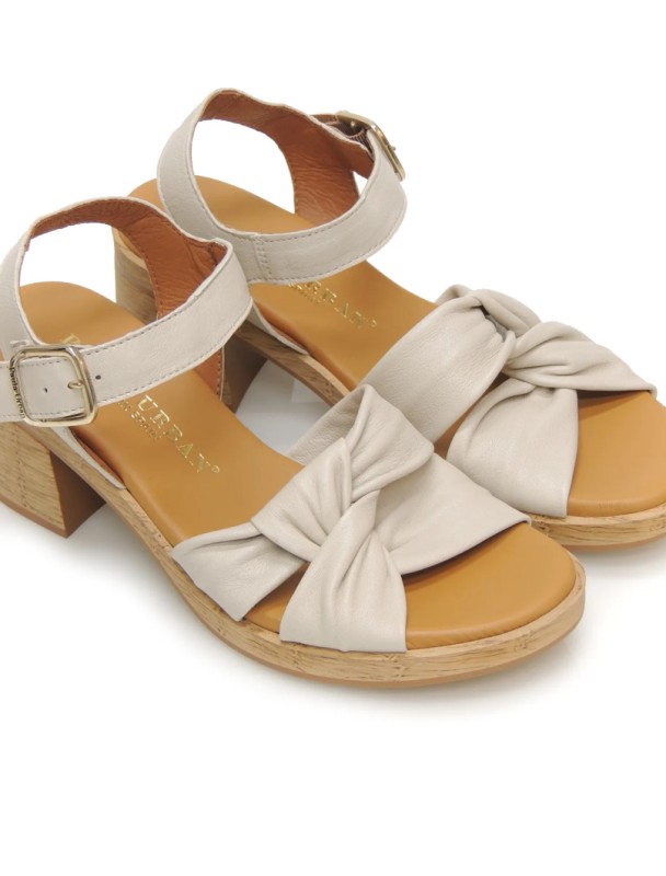 SANDALIA T